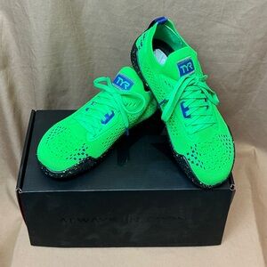 TYR DropZero Barefoot Trainer - Green Flash, Men's Size 4.5, Women's Size 6 NEW!
